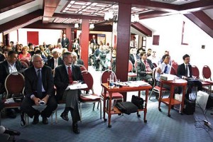 Na Paliću je 17. i 18. septembra održan dvodnevni integrisani simpozijum, sa međunarodnim učešćem, pod nazivom „Održivi razvoj u termoelektranama i rudnicima“