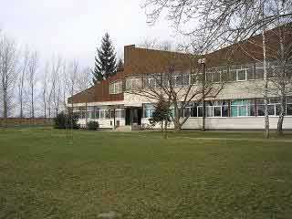 Osnovna škola „Jozef Marčok-Dragutin“ u Gložanu osnovna-skola-u-glozanu