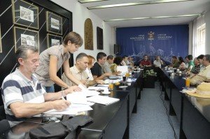 Potpisivanje ugovora sa ekološkim udruženjima Potpisivanje ugovora sa ekološkim udruženjima