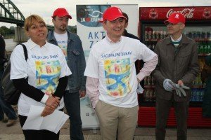 Gdin Sotiris Janopulos i gdin Goran Trivan pre pocetka akcije Gdin Sotiris Janopulos i gdin Goran Trivan pre pocetka akcije