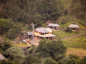 Na Mećavniku u Mokroj Gori potpisan je protokol o saradnji između JP EPS i preduzeća „Lotika“ d.o.o.