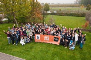 ESFALP, 2012, Illmitz, AT Đaci i profesori četiri škole iz Srbije učestvuju na događaju koji će označiti početak novog ciklusa međunarodnog školskog takmičenja „Evropske škole za život na planeti“, koje organizuju Svetski fond za prirodu WWF i ERSTE Fondacija u Austriji.