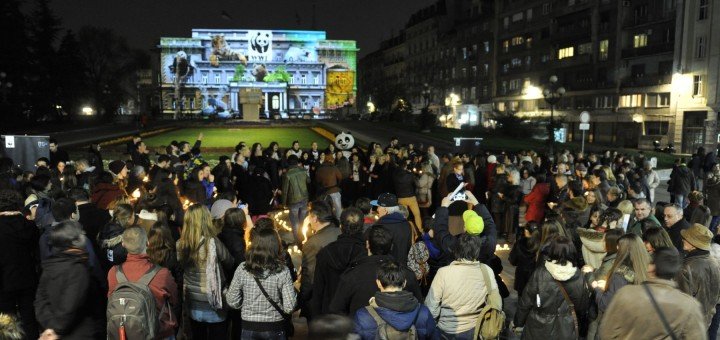 Sat za našu planetu ispred Starog dvora