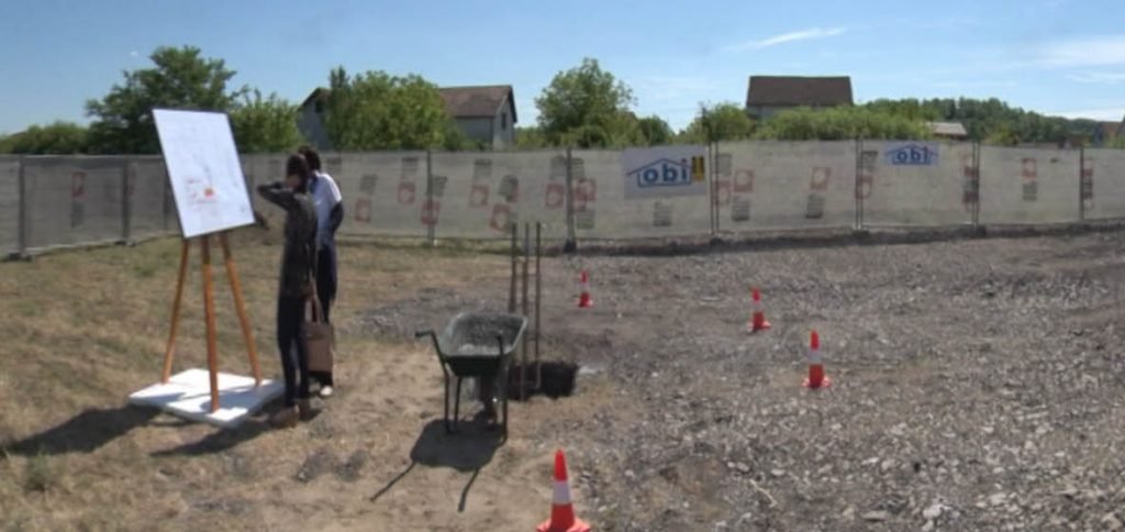 Kamaen temeljac za reciklažni centar u Kragujevcu na prostoru Javno komunalnog preduzeća ’’Čistoća” u Industrijskoj zoni