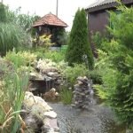 Fontana u seoskom dvoritu