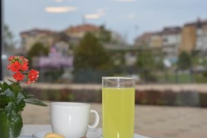 Specijalna ponuda koja traje do 25. Decembra - jedna karta - jedan napitak!